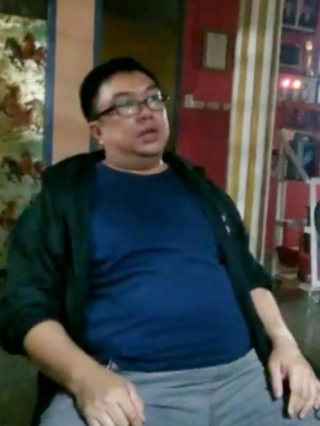 Heboh Video Oknum Sekuriti Tebar Paku di Depan Mall di Palembang