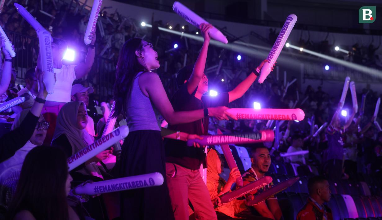 <p>Suasana penonton saat acara Axis Nation Cup 2024 di Indonesia Arena, Jakarta, Sabtu (16/11/2024). (Bola.com/M Iqbal Ichsan)</p>