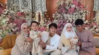 Potret Keluarga Lesti Kejora dan Rizky Billar. (Sumber: Instagram/ayah_kejora)