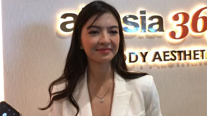 Raline Shah Hadir di Pembukaan Body Aesthetics Center