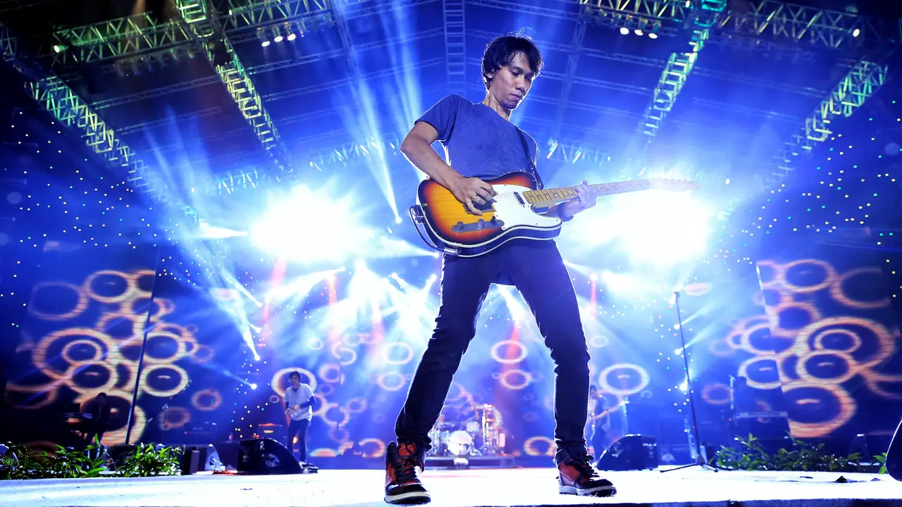 [Bintang] Eross Sheila on 7