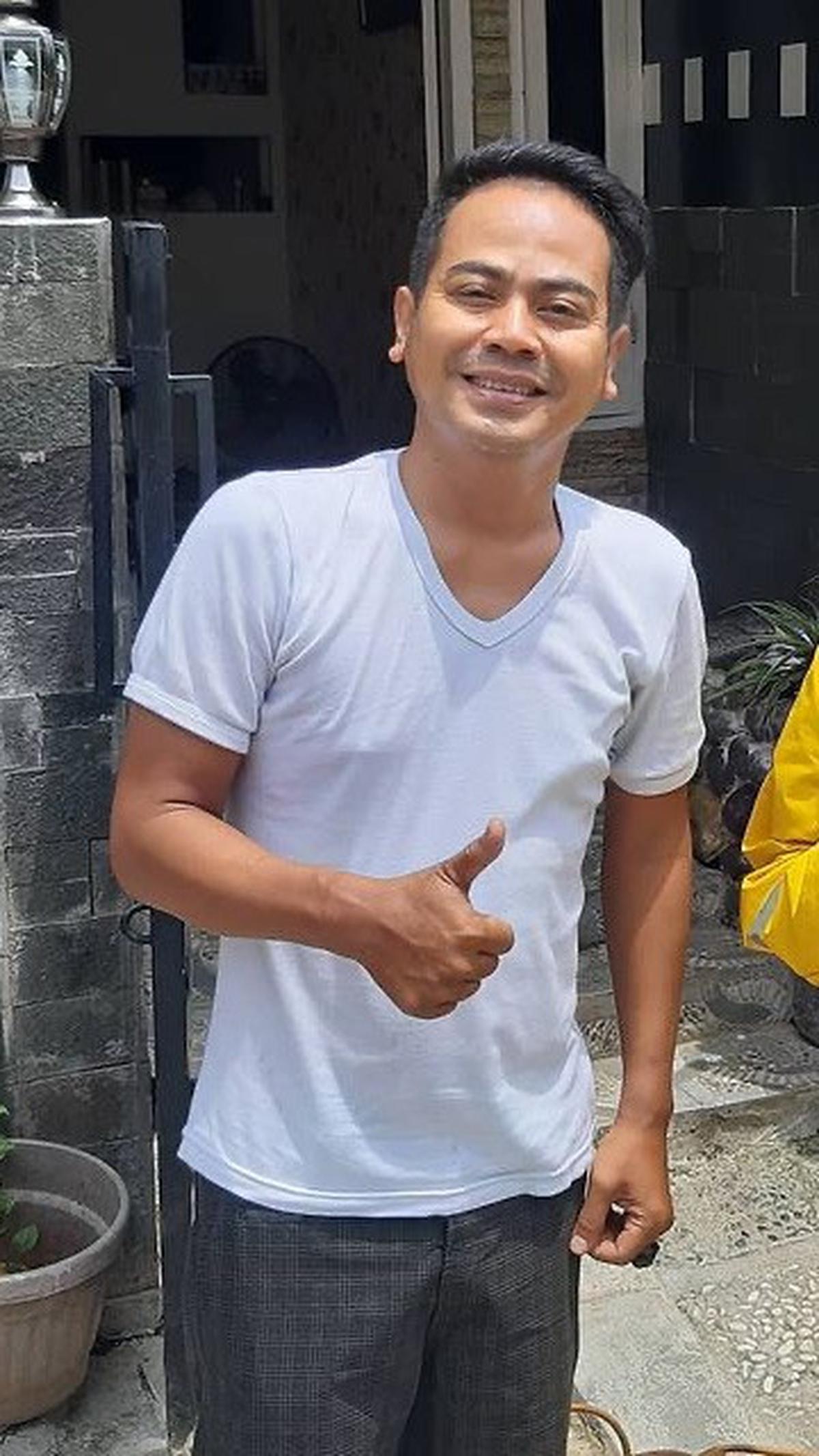Nama Yadi Sembako baru naik daun sekitar tahun 2008. Pria kelahiran&nbsp;12 Juli 1974 ini debut sebagai aktor di film Tali Pocong Perawan saat film horor sedang sangat naik daun.<br>