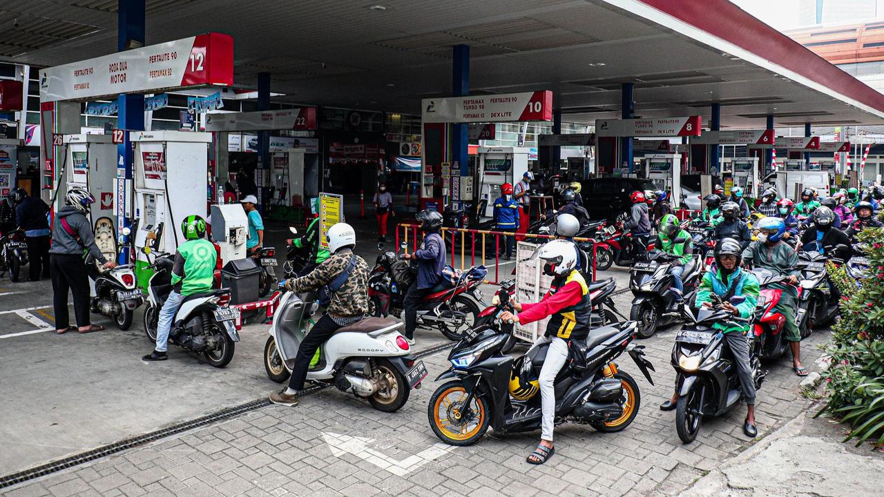 Ramai Lelucon 'Pertamax Adalah Pertalite yang Enggak Antre', DPR: Jangan Salahkan Rakyat Trust Issue!