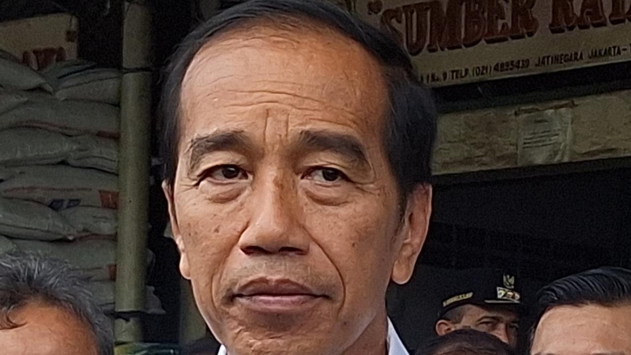 VIDEO: Jokowi Respons Kabar Permintaan Bertemu Megawati Lewat Sultan Yogya