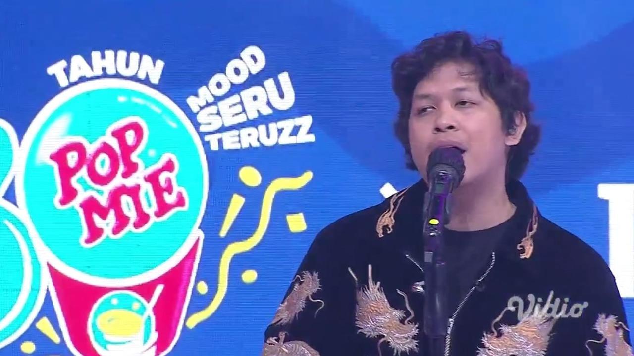 Kolaborasi Seru Hindia X Pop Mie di Pop Mie Sobi Party, Hadirkan Lagu ‘Aku Rasa Kita Selamanya’