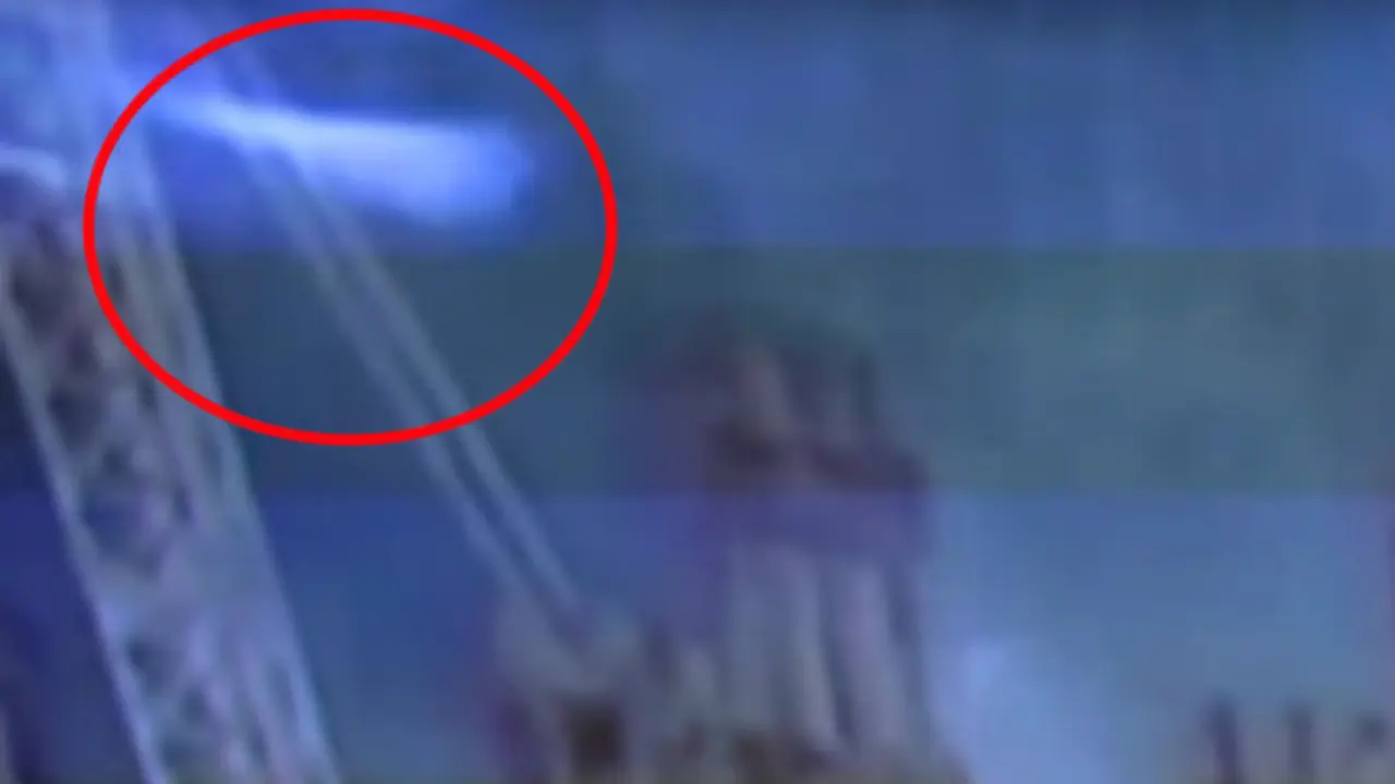 Penampakan Hantu di Atas Reruntuhan Gedung WTC New York