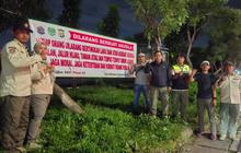 Satpol PP DKI Amankan Dua Pria Diduga Terlibat Prostitusi Sesama Jenis di Taman Daan Mogot Jakbar