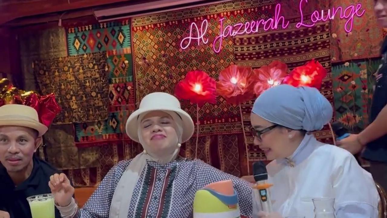 Besanan, 7 Pottet Kedekatan Reza Artamevia dan Lenggogeni Faruk Ibunda Halilintar - Kompak