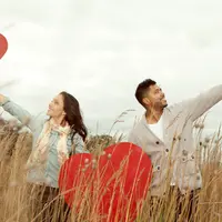 Bahasa yang digunakan untuk mengungkapkan cinta bisa berbeda-beda. (Foto: dekstopwallpapershd.in)