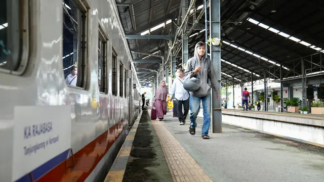 Tiket Kereta Promo Libur Nataru Mulai Bisa Dipesan 21 November 2025, Diskon 30 Persn