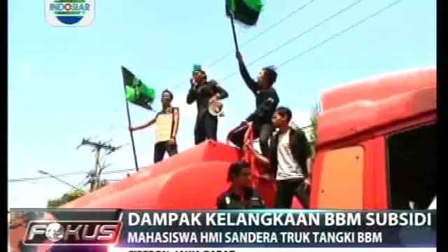Mahasiswa HMI Sandera Truk Tangki BBM
