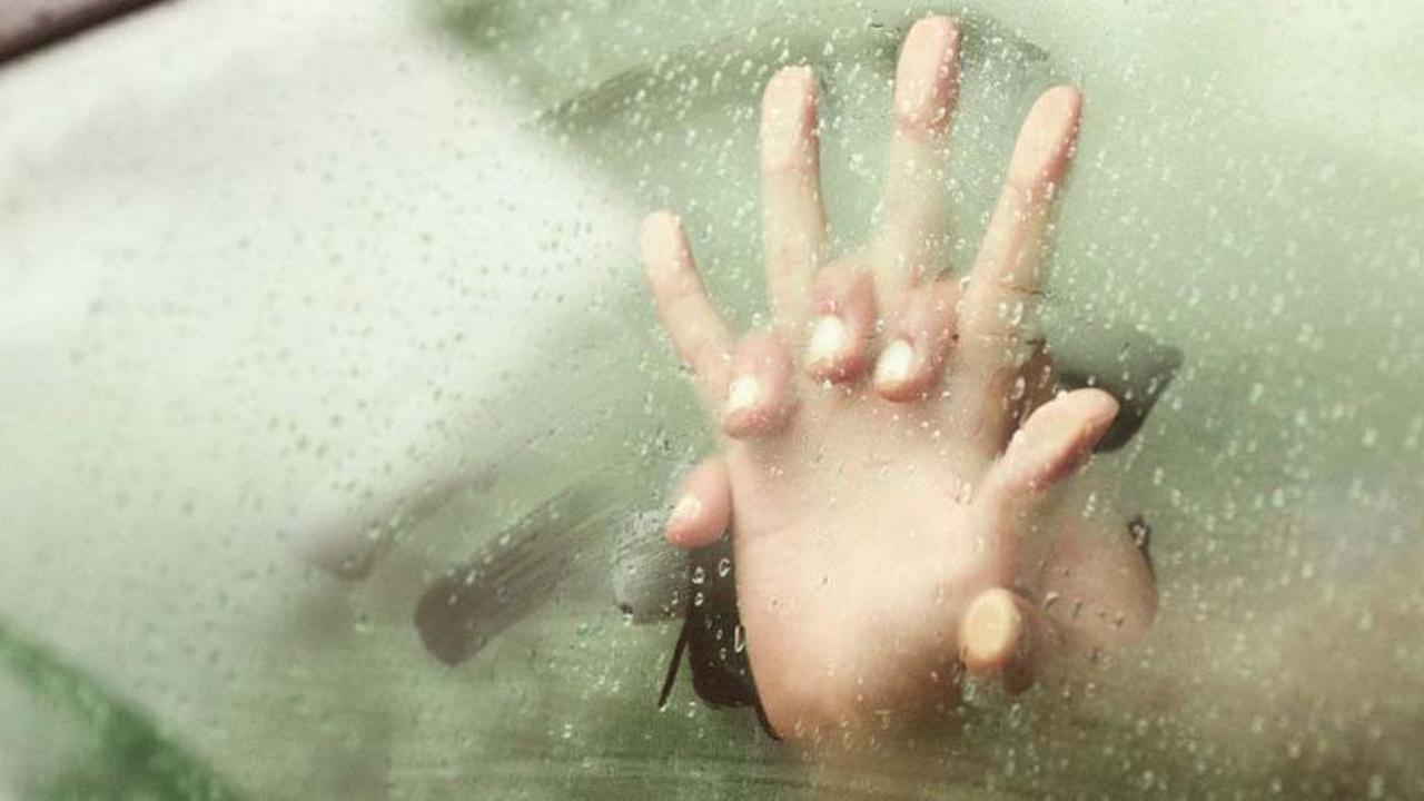 Ilustrasi bercinta di dalam mobil (s.yimg.com)