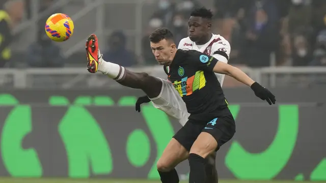 Gol Tunggal Denzel Dumfries Antar Inter Milan Tekuk Torino