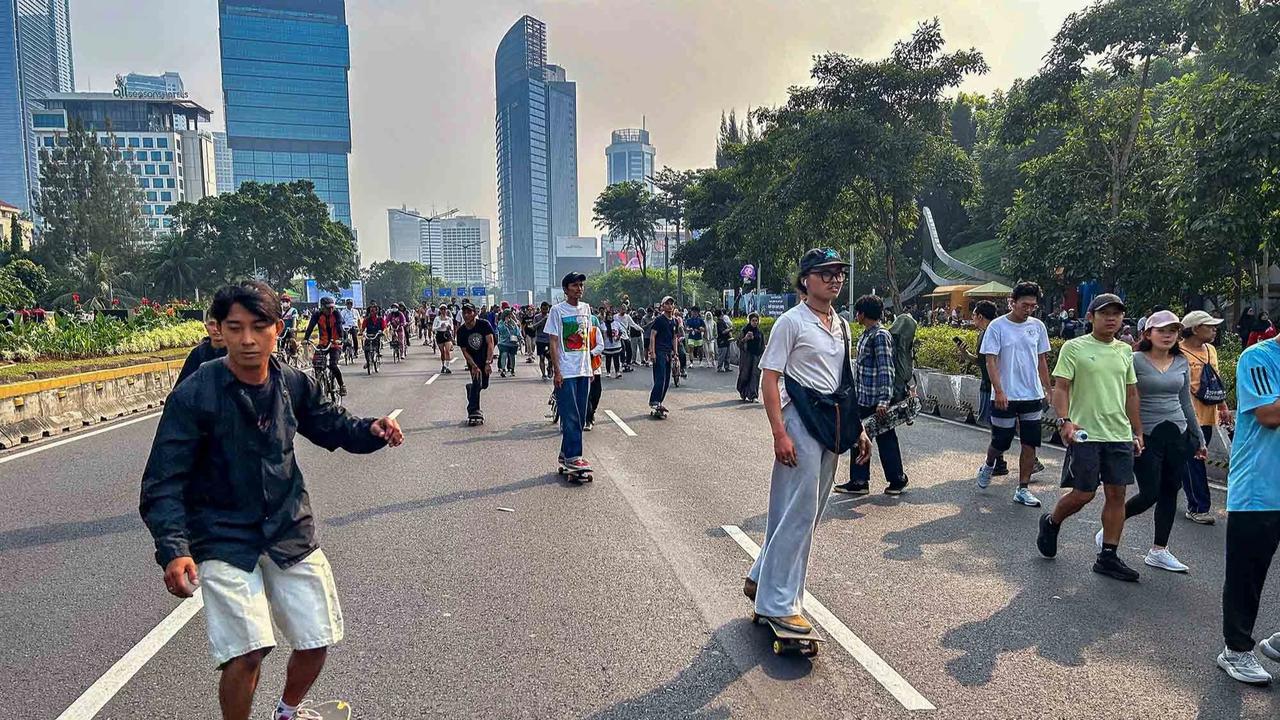 FOTO: Ratusan Skater Ramaikan Perayaan Hari Skateboard Sedunia di Jakarta