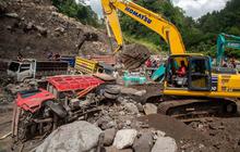 FOTO: Penampakan Truk Tertimbun Lahar Dingin Gunung Merapi, Menewaskan Tiga Orang