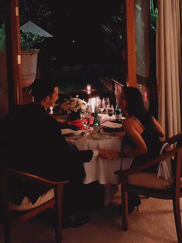 Rayakan Ulang Tahun, Ini 6 Momen Makan Malam Romantis Mike Lewis dan Janisaa Pradja