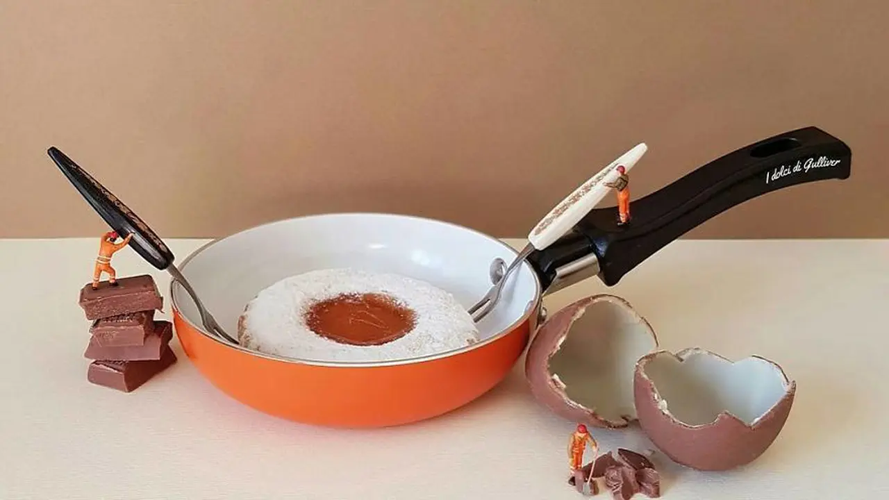 [Bintang] 10 Dessert Ini Dijadikan Wahana Mainan Miniatur Beraksi, Lucu!