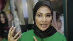 Maudy memang sengaja merubah penampilannya di bulan Ramadan kali ini. Ini merupakan tahun keduanya mengenakan hijab di bulan Ramadan. (Kapanlagi.com/Muhammad Akrom Sukarya)