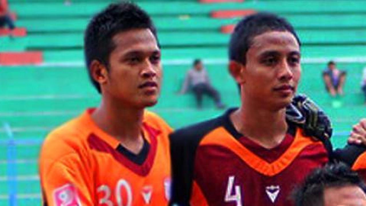 Petar Segrt beri kesempatan kiper muda PSM