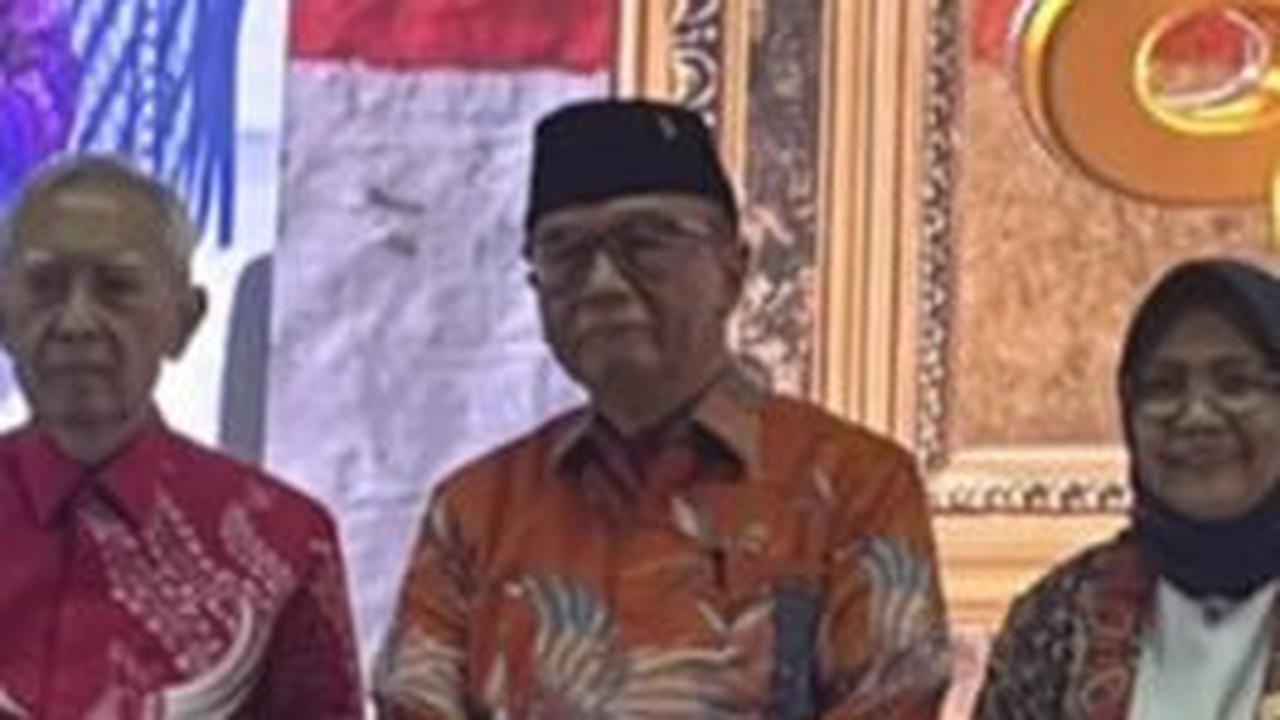 Sosok Irjen Pol (Purn) Sidarto Danusubroto