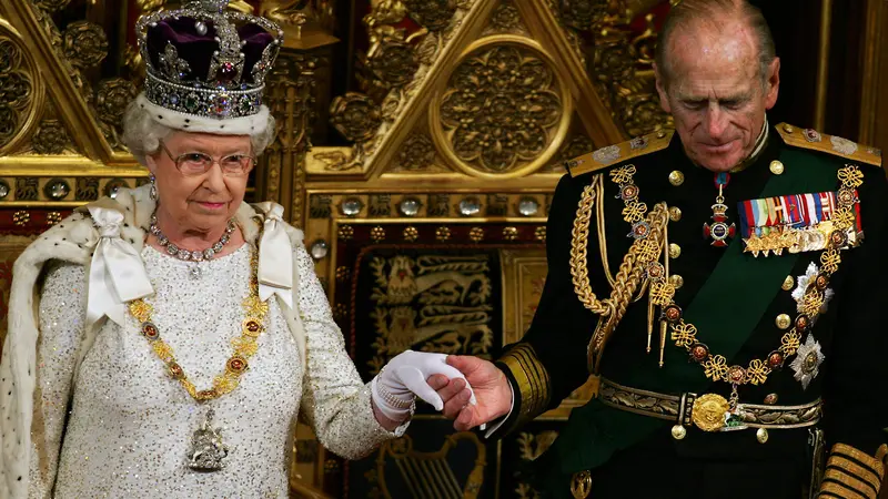 Pangeran Philip bersama Ratu Elizabeth II