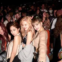BLACKPINK (Sumber: Instagram/roses_are_rosie)