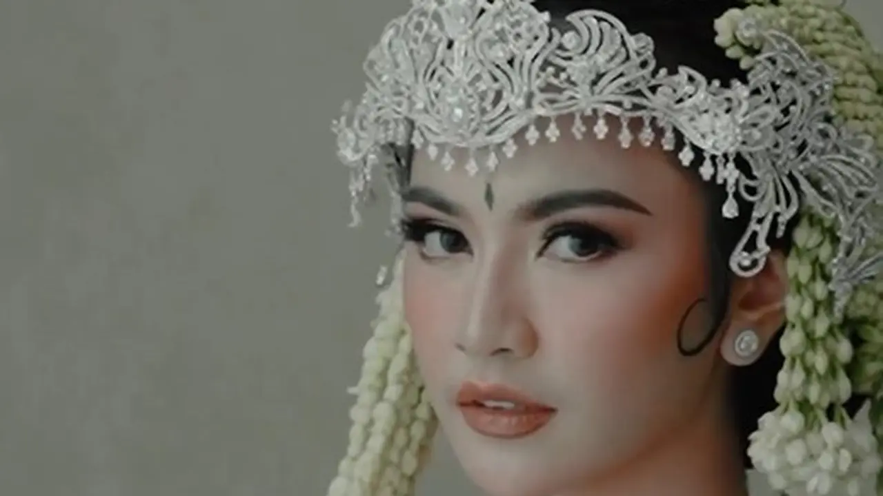 Mahalini Raharja cantiknya tuai pujian (Instagram/thebridestory)
