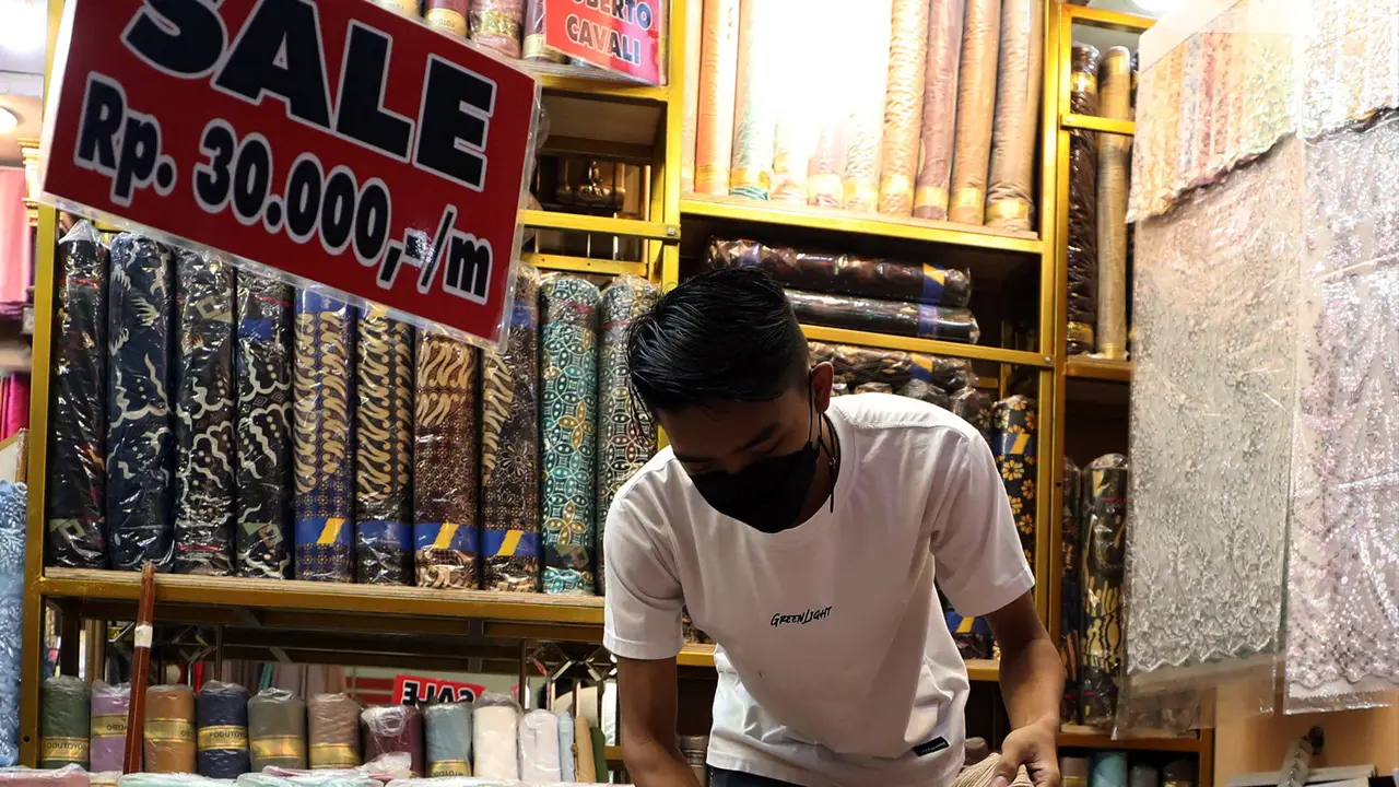 FOTO: Industri Produk Tekstil Tumbuh 3,5 Persen
