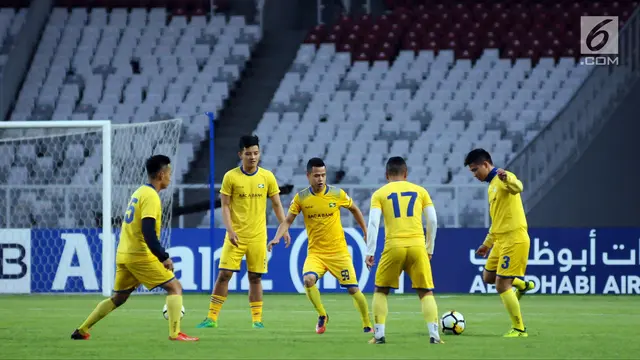 Main Tandang Lawan Persija, Song Lam Nghe An Latihan di GBK