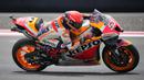 Pemegang rekor terbanyak sebagai juara di sirkuit debutan adalah Marc Marquez yang mampu menang di tiga sirkuit debutan. Sayang, usahanya untuk mempertajam rekornya di Sirkuit Mandalika tak terjadi karena harus mundur akibat cedera serius saat sesi pemanasan. (AP/Achmad Ibrahim)