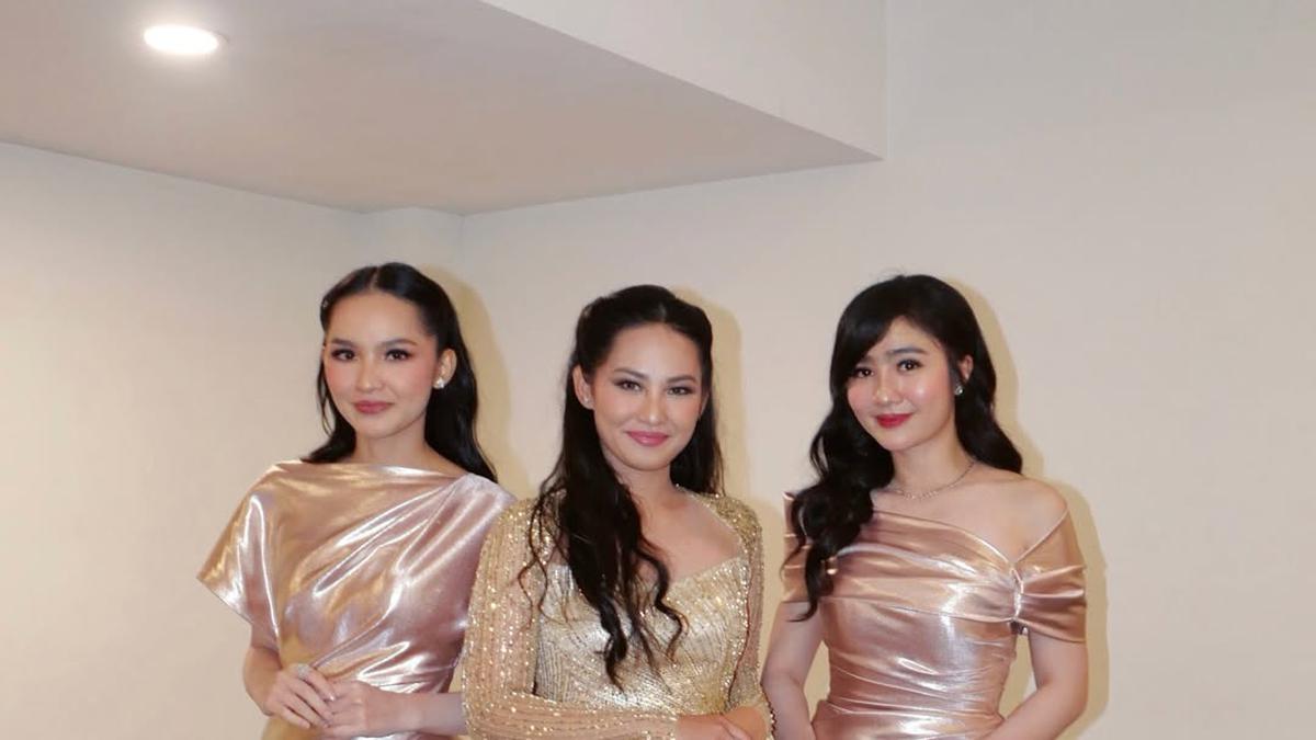 Gaya Febby Rastanty di Acara Pernikahan Keluarga, Elegan dalam Balutan Rose Gold Metallic Dress