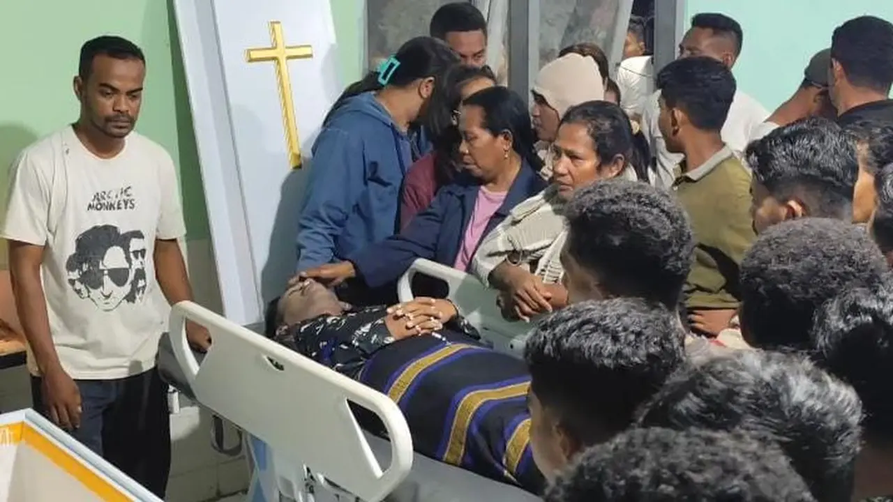 Jenazah YS, korban penganiayaan saat berada di RSUD TC Hillers Maumere, Kabupaten Sikka, NTT (Liputan6.com/Ola Keda)
