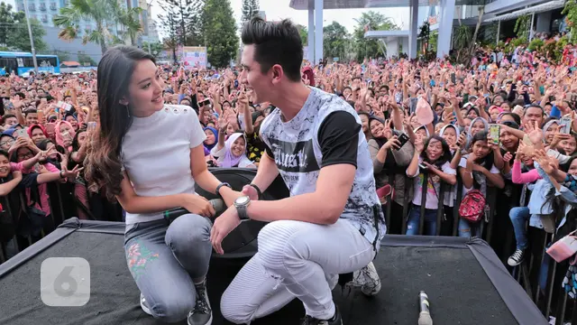 [Bintang] Ivan Fadilla Dukung Jalinan Asmara Verrell Bramasta dan Natasha Wilona