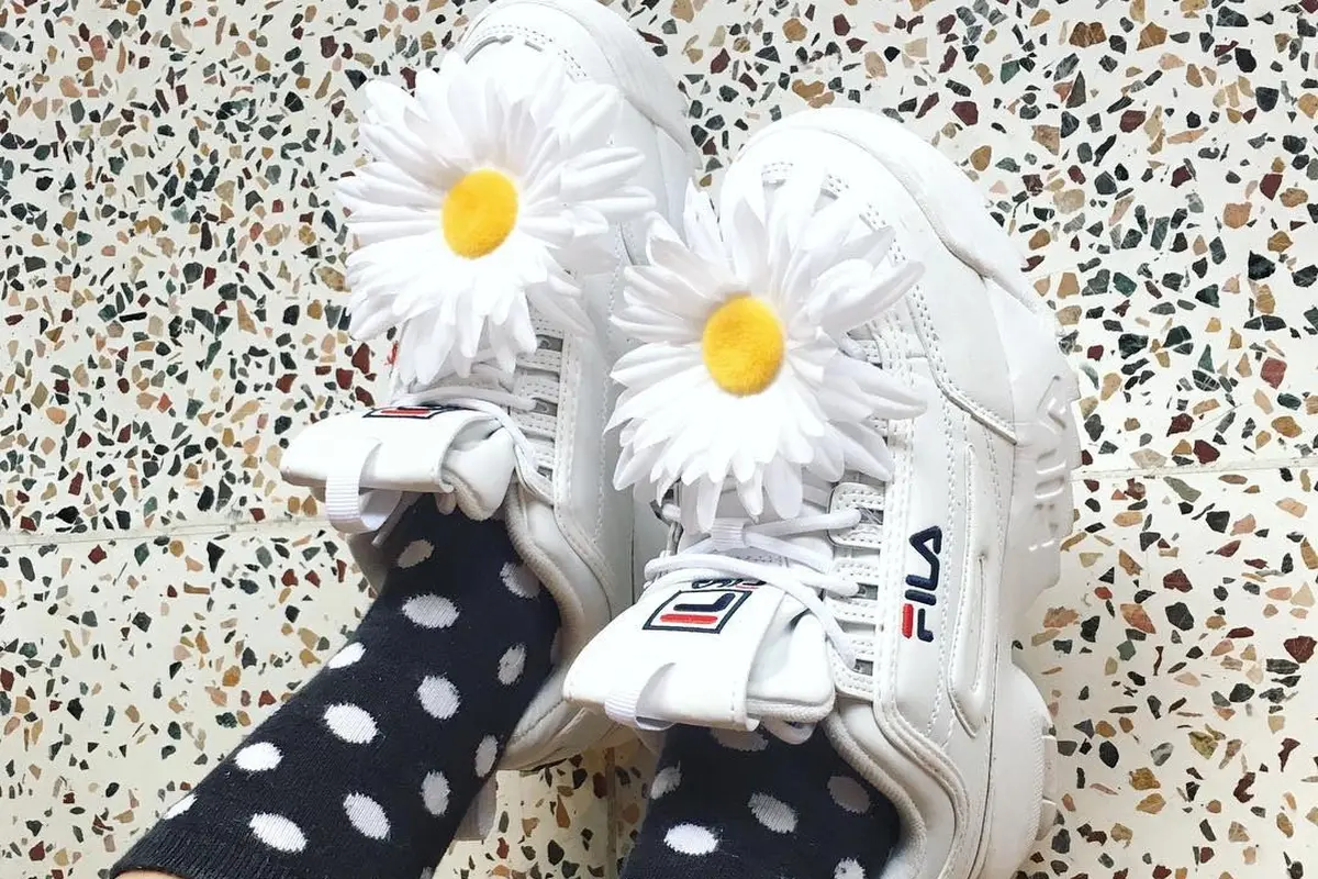 [Bintang] Ugly Sneakers Sedang Happening, Kamu Suka dengan Tren Ini?