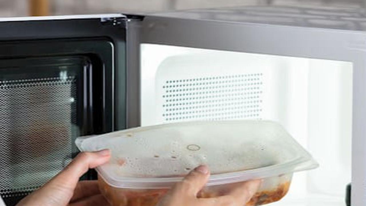 ilustrasi wadah microwave-safe