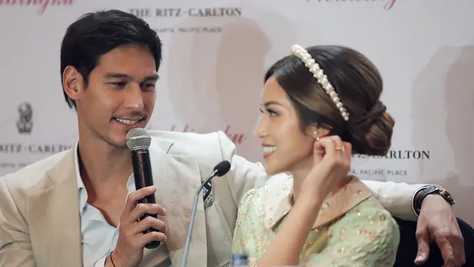 [Fimela] Prescon Lamaran Jessica Iskandar dan Richard Kyle.