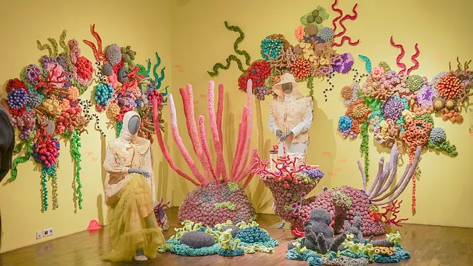 Seanergy, Kolaborasi Perdana Ria Miranda dengan Seniman Mulyana