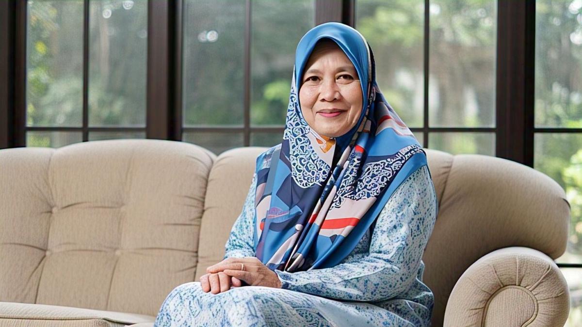 8 Model Gamis Terbaru untuk Usia 60-an, Tampil Modis dan Nyaman Sepanjang Hari