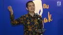 Deputi Direktur Departemen Kebijakan Sistem Pembayaran BI Ricky Satria memberikan paparan pada peluncuran program Literasi Keuangan #IbuBerbagiBijak 2019 di Jakarta, Selasa (23/7/2019). Program yang diselenggarakan Visa, OJK dan BI menggandeng sejumlah UMKM. (Liputan6.com/Fery Pradolo)