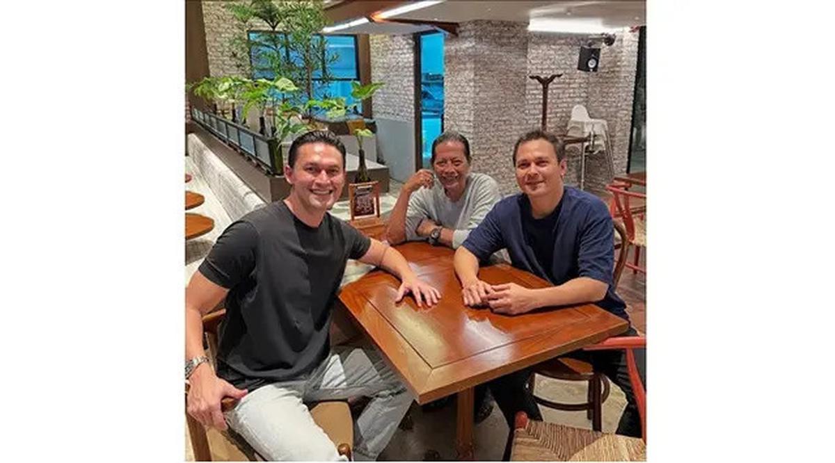 6 Potret Reuni Pemain Jinny Oh Jinny, Indra Bruggman, Ivan Ray, Yusuf Jaka Awet Muda