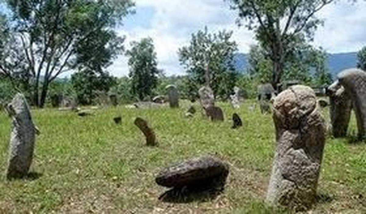 5. Nagari Seribu Menhir<br>
