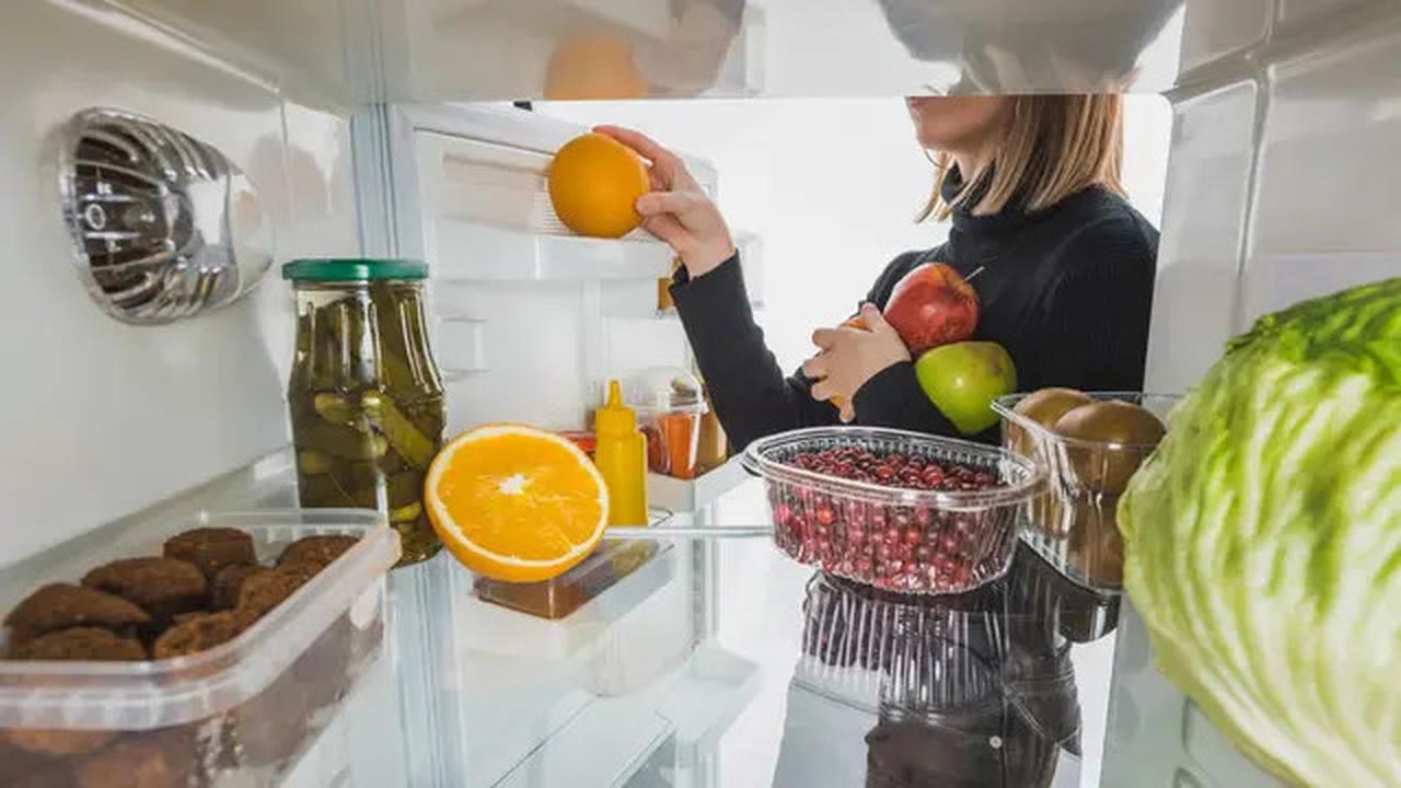 Trik Simpan Daun Bawang dan Seledri Tetap Segar Selama 2 Minggu Tanpa Freezer