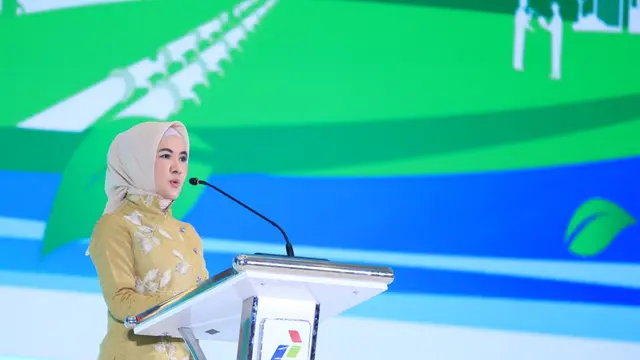 Nicke Widyawati, Direktur Utama Pertamina di Pertamina Energy Forum (PEF) 2023 (Jakarta, 18/12)