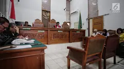 Suasana sidang lanjutan praperadilan yang diajukan mantan Ketua Umum PPP Romahurmuziy  di PN Jakarta Selatan, Jakarta, Selasa (14/5). Pembacaan putusan dilakukan setelah sebelumnya Romahurmuziy  melalui kuasa hukumnya Maqdir Ismail mencabut gugatan praperadilan. (Liputan6.com/Faizal Fanani)