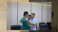 Pertemuan mengharukan keluarga Guo Gangtang. (Tangkapan Layar YouTube The News)
