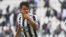 Paulo Dybala. Striker Juventus ini mengikat kontrak terbaru selama 5 tahun dengan Nyonya Tua sejak April 2017 dan akan habis akhir musim 2021/2022 ini. Total 7 musim, ia telah tampil dalam 260 laga di semua kompetisi dengan mencetak 103 gol dan 43 assist. (LaPresse via AP/Marco Alpozzi)