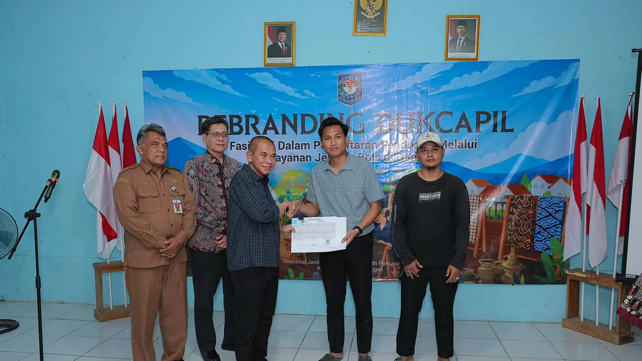 Ditjen Dukcapil Kemendagri mendorong digitalisasi dan integrasi data kependudukan untuk memperbaiki ketepatan sasaran penyaluran bantuan sosial (bansos). (Istimewa)