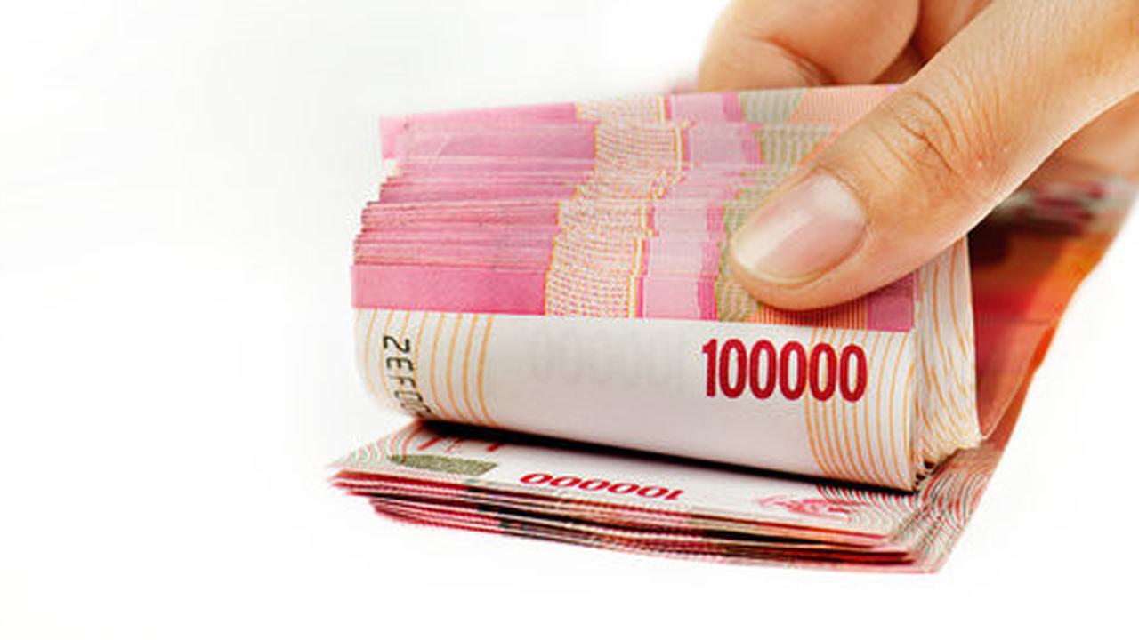 Melemah, Rupiah kembali ke level Rp 14.700 per USD