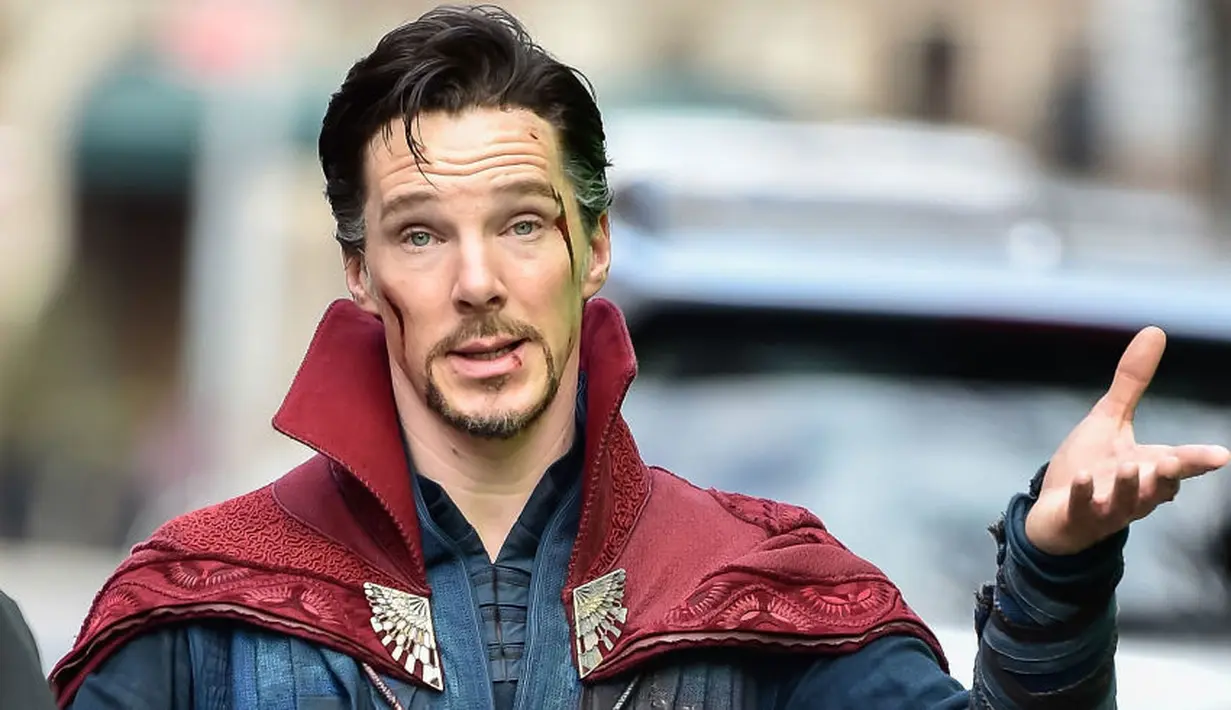 Benedict Cumberbatch melanggar aturan Marvel saat syuting Infinity War. Lucunya ia malah membeberkan hal itu. (Digital Spy)