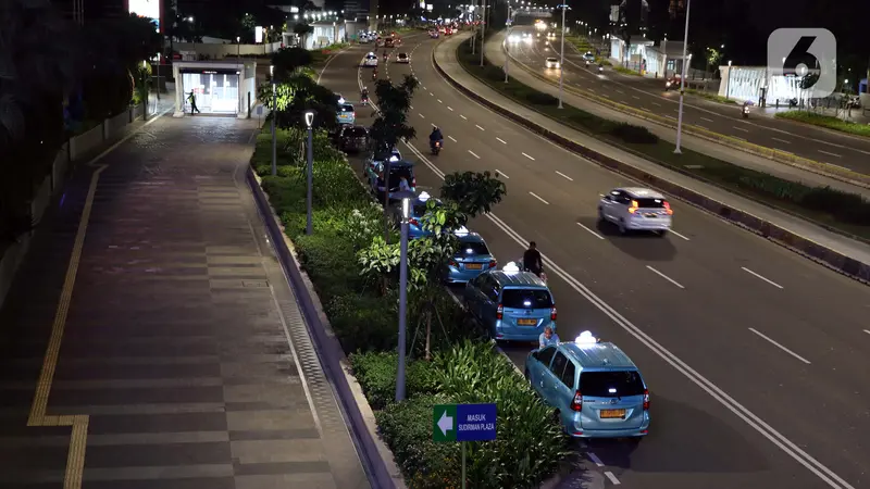 Dibayangi Corona, Kesunyian Hantui Jakarta